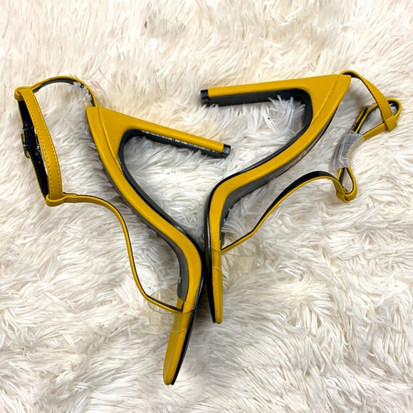 Mustard Heels - Picture 3 of 3